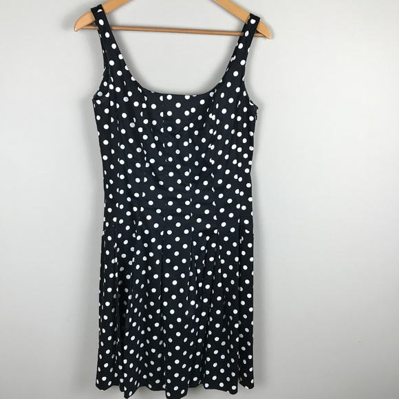 Lauren Ralph Lauren Dresses & Skirts - 🌴 Lauren Polka dot slvls dress Sz 6